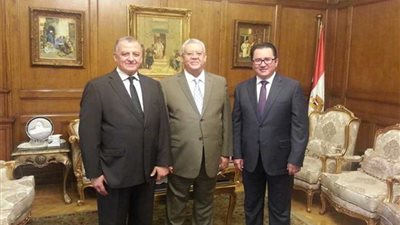 رئيس الدستورية العليا يستقبل سفير جمهورية كازاخستان بمصر