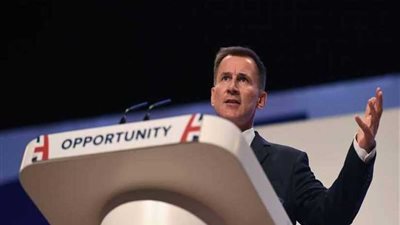 بريطانيا تتهم روسيا بشن هجمات إلكترونية عالمية