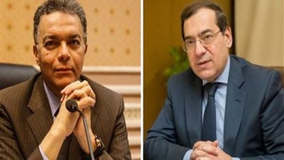 تنسيق بين وزارتي النقل والبترول لمنظومة محطات الرسوم والوقود بالطرق السريعة