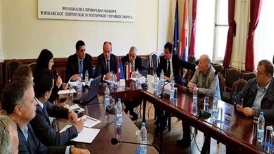 سفارة مصر في بلجراد تنظم قافلة اقتصادية في صربيا