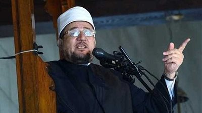 وزير الأوقاف يؤدي صلاة الجمعة بمسجد بلاط الكبير في الوادي الجديد