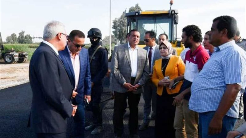 محافظ البحيرة يتفقد