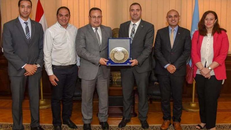 قنصوه يحاول استغلال