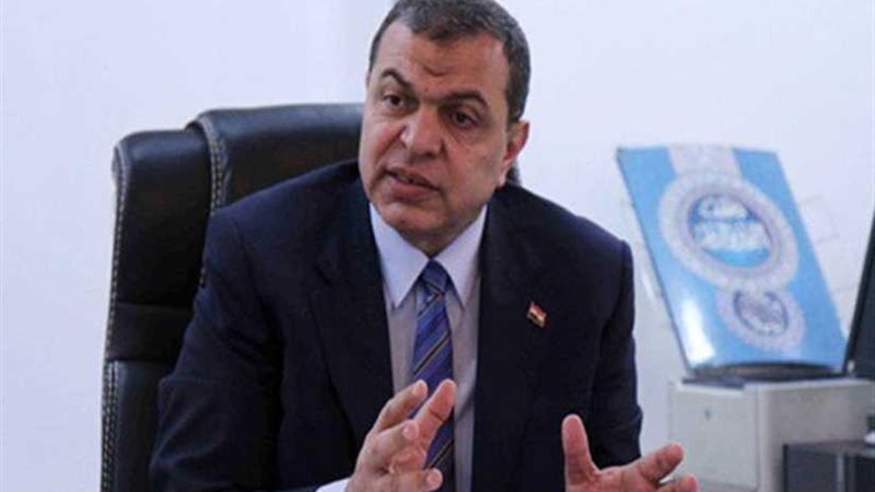 وزير القوي العاملة