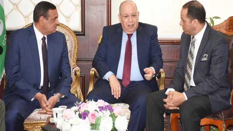 فحوص فيروس  سي للعاملين