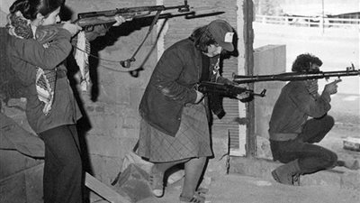 الأم المصرية البطن الولادة للأبطال.. بطولات في الحرب والسلام