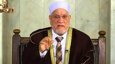 أحمد عمر هاشم يرد على شائعة وفاته: عملاء مأجورون أدعو الله أن ينتقم منهم 