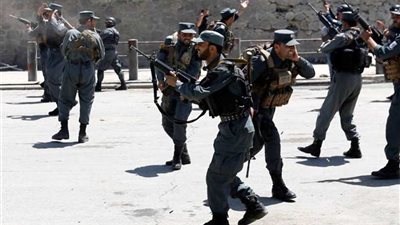 مقتل 10 من رجال الشرطة في اشتباكات اندلعت مع مقاتلي حركة 