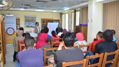 المونودراما في ورشة تدريبية بمهرجان الصعيد المسرحي الثالث في أسيوط.. (صور)