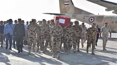 جنازة عسكرية لشهيد الصاعقة النقيب 