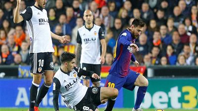 تعادل برشلونة وفالنسيا في الدوري الإسباني