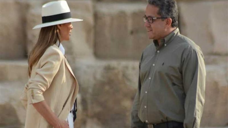 وزير الآثار يستقبل