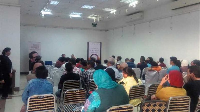 ندوة نقدية لمسرحيات