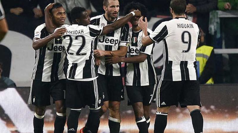 الفوز الثامن على