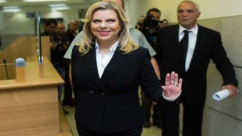 على نهج مرسى..زوجه