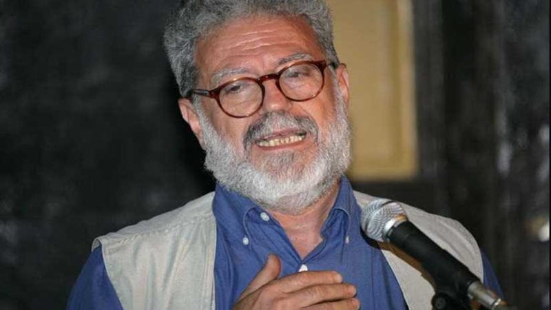 الكاتب السوري حسن