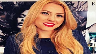 مراسل تليفزيوني يقتل مذيعة بعد اغتصابها