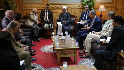 وفد تشيكي يلتقي 