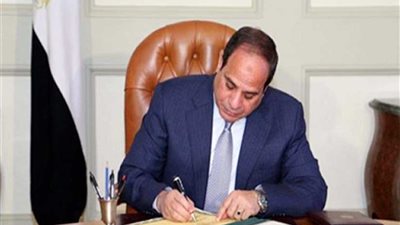 الرئيس السيسي يصدر قرارًا بإنشاء ميدالية تذكارية لليوبيل الذهبي لسلاح المدفعية