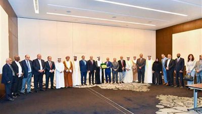 السلمي يطلع السفراء العرب على الرؤية الشاملة للقضايا العربية