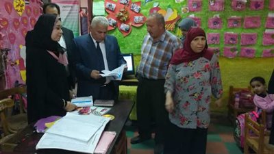 إحالة مديري مدرستين للتحقيق بالبحيرة