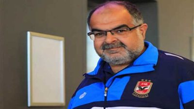 طبيب الأهلي ينصح مؤمن زكريا باجراء عملية جراحية