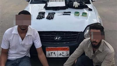 القبض على تشكيل عصابي متخصص في سرقة السيارات عقب الاعتداء على قائدها في القطامية