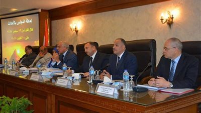 محافظ الجيزة: متابعة يومية لمنظومة الشكاوى الحكومية
