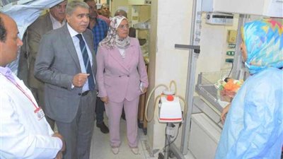 محافظ المنيا: جولاتنا مستمرة.. وإنجاز 85% من أعمال تطوير مستشفى ديرمواس