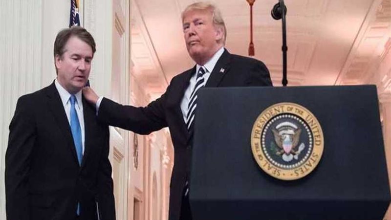 ترامب يعتذر لمرشحه