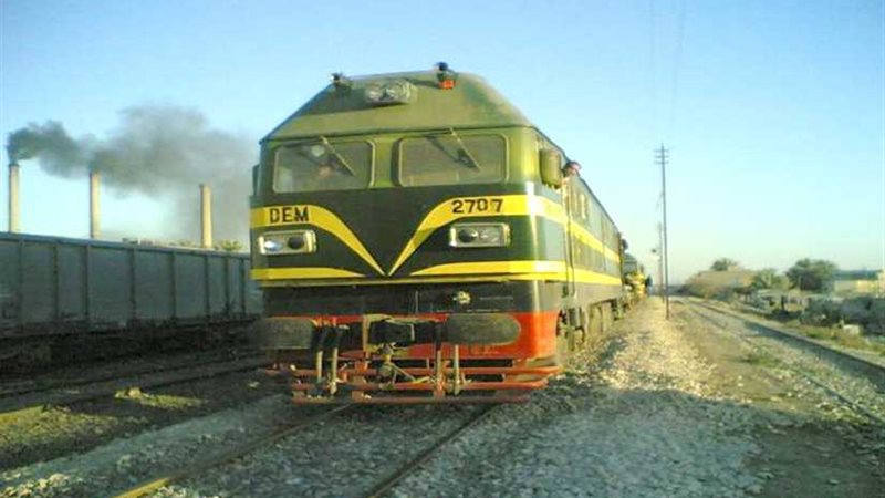 أخيراً.. خط سكة حديد