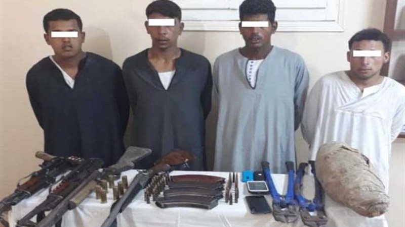 ضبط تشكيل عصابي تخصص