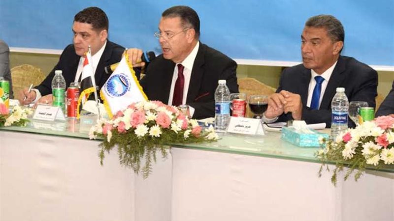 محافظ بني سويف يدعم