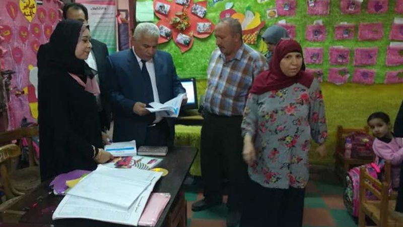 إحالة مديري مدرستين