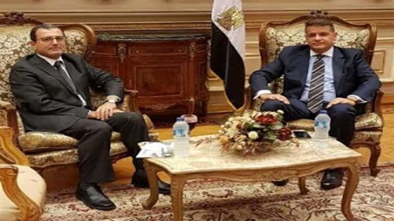 طارق رضوان يستقبل