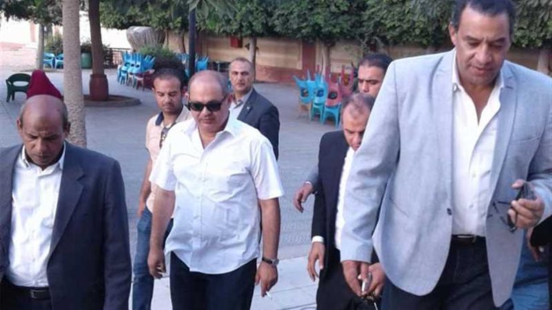 أنا ملطشة ومش عاوز