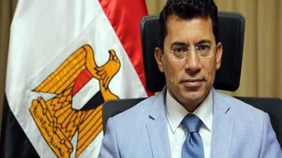وزير الشباب والرياضة يهنئ منتخب مصر بالفوز على 