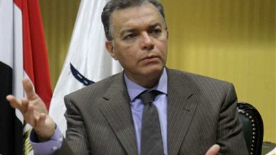 وزير النقل يقيل رئيس هيئة الموانئ البرية