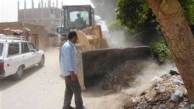 حملات للنظافة بقرى ملوي