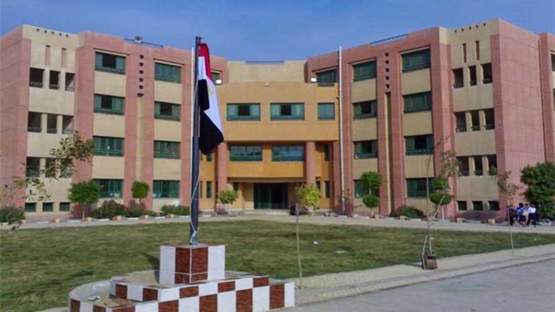 غضب أولياء أمور تلاميذ