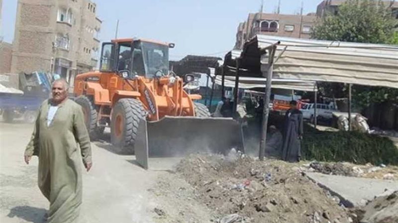 رفع 350 طن مخلفات