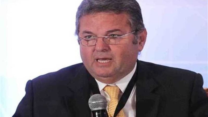 توفيق يطلق أول برنامج