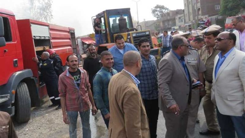 13 سيارة إطفاء لإخماد