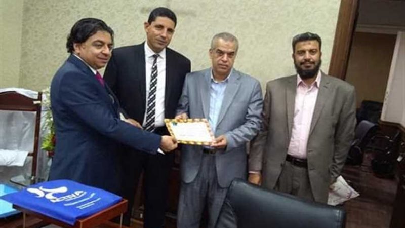 الواحات البحرية تكرم