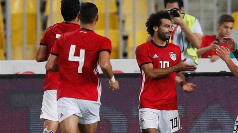 محمد صلاح يعمق جراح