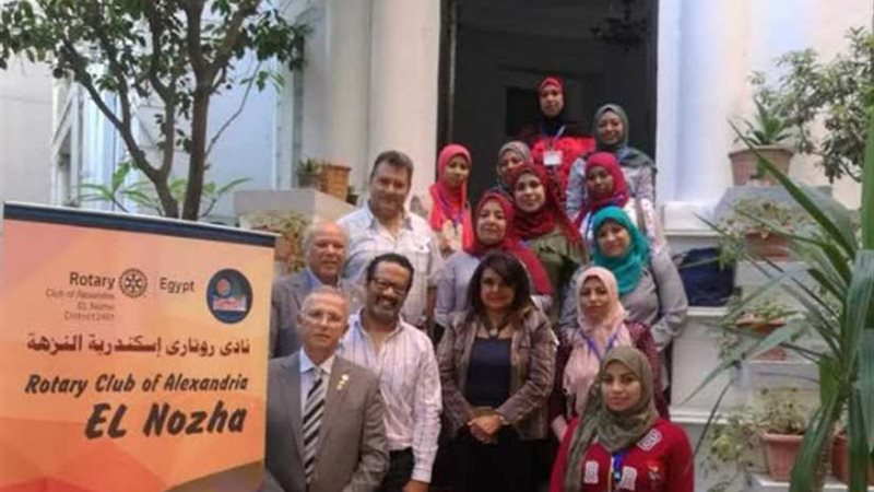 تدريب ممرضات مستشفى