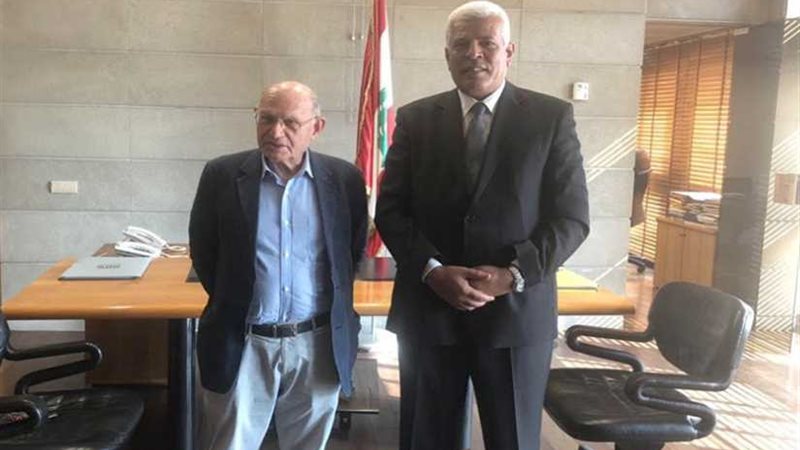 خليفة يطير لـلبنان