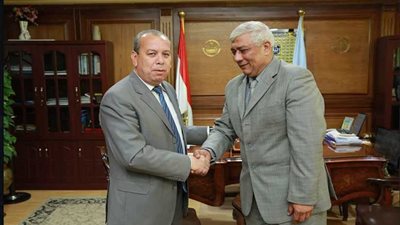محافظ كفر الشيخ: يؤكد إعادة كل شبر من أملاك الدولة