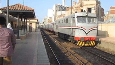 السكة الحديد تعتذر للركاب عن تأخر بعص قطارات الصعيد