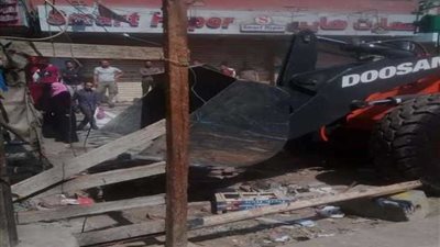 رفع 40 طن قمامة وإزالة 235 مخالفة بحملة مكبرة فى الخانكة